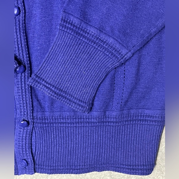 Banana Republic Cardigan V neck Purple Sz Medium - Picture 5 of 9